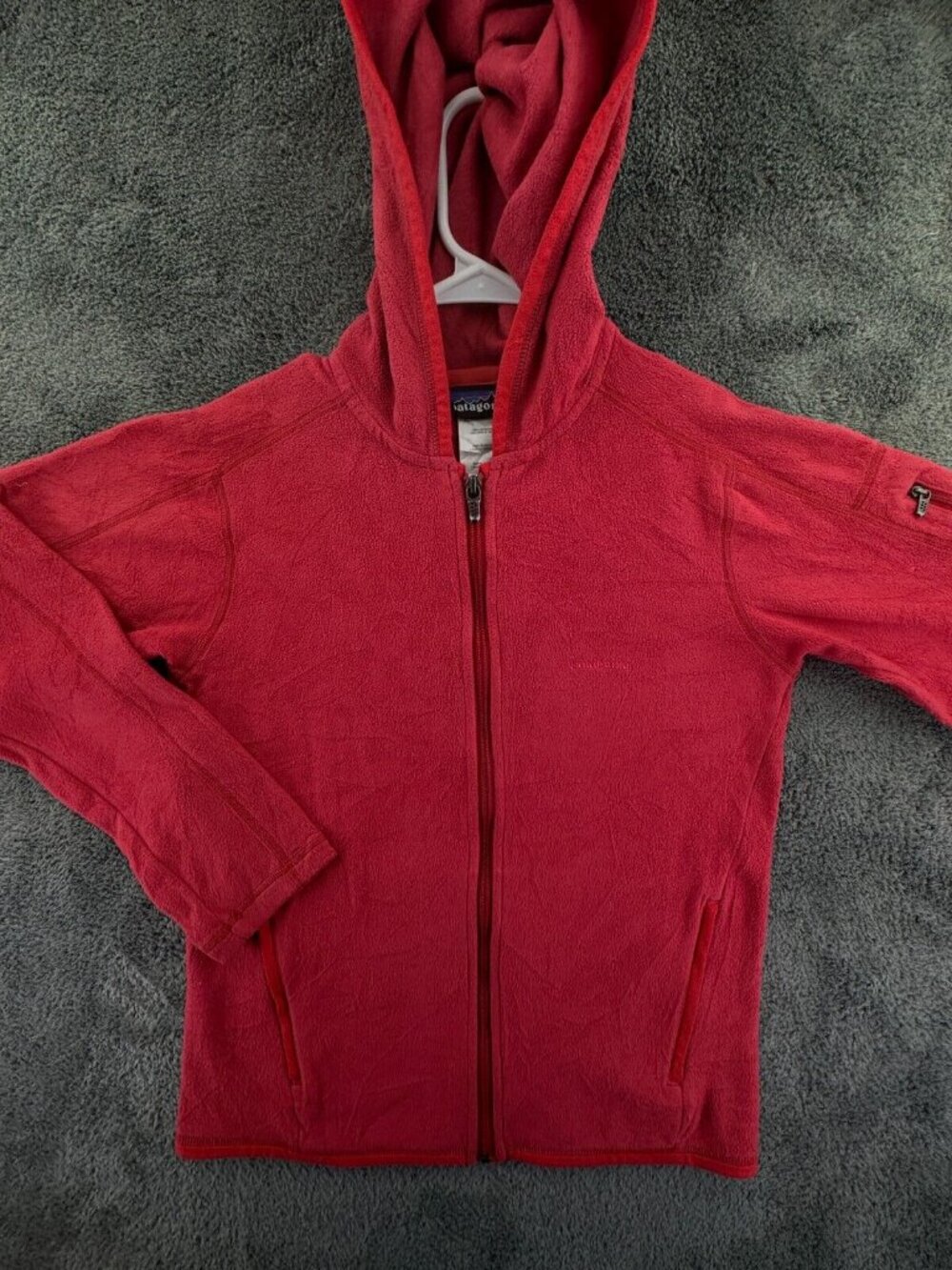 Patagonia Women’s Jacket Adult Fleece Red Hooded Small Full Zip W/ Logo, Pockets